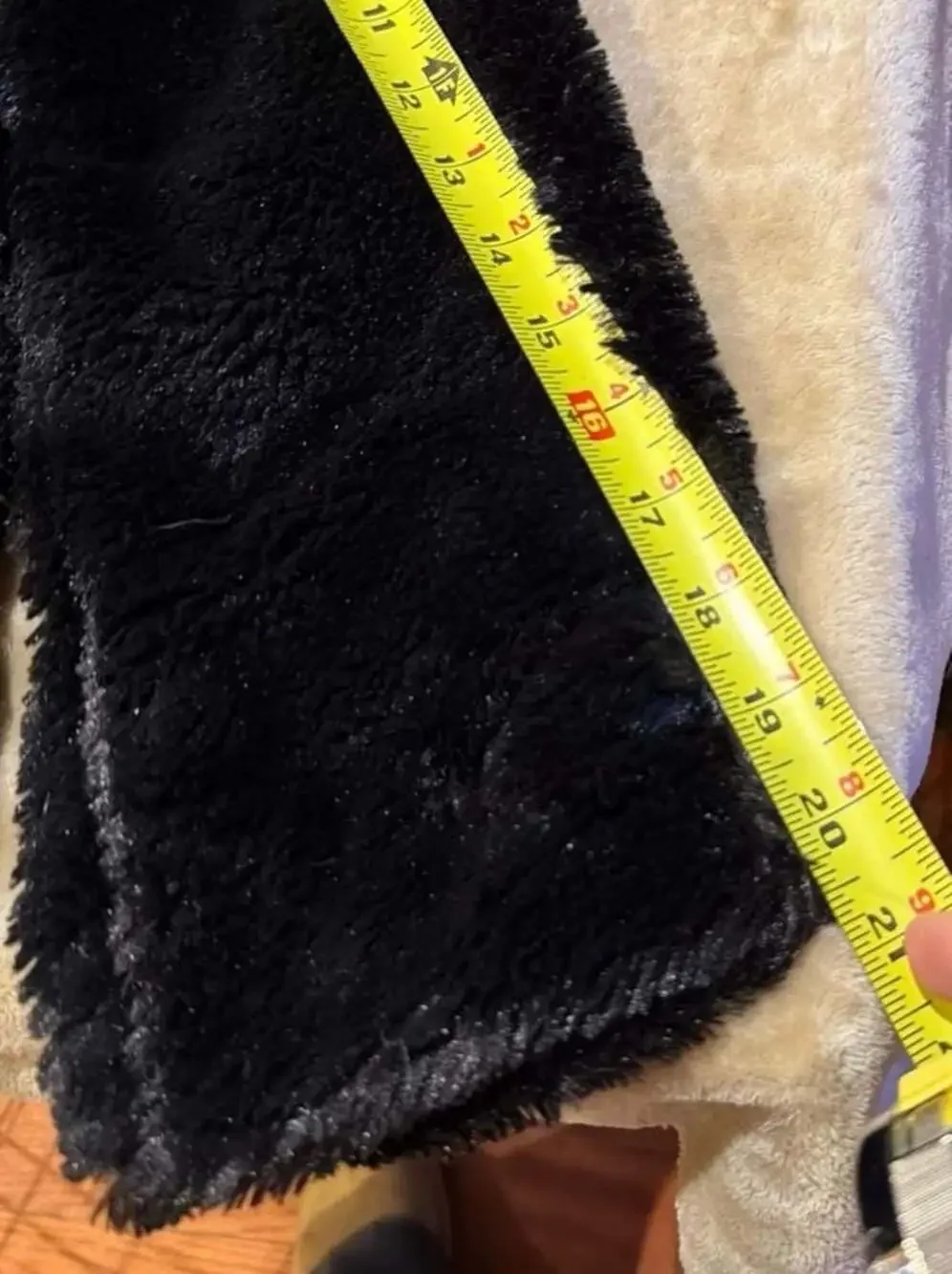 Patagonia‎ Girl's Black Pelage Faux Fur Fleece Button Up Jacket Size M 10